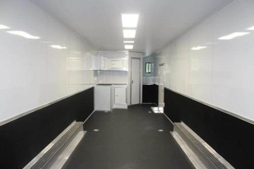 Gooseneck Enclosed Trailer