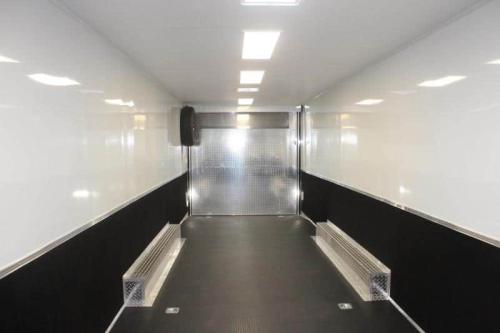 Gooseneck Enclosed Trailer